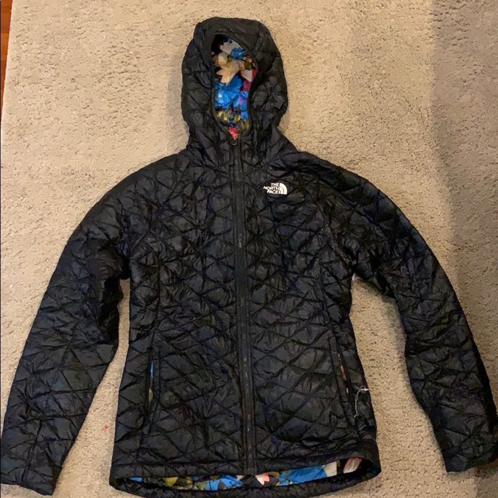Women's north face thermoball hoodie jacket